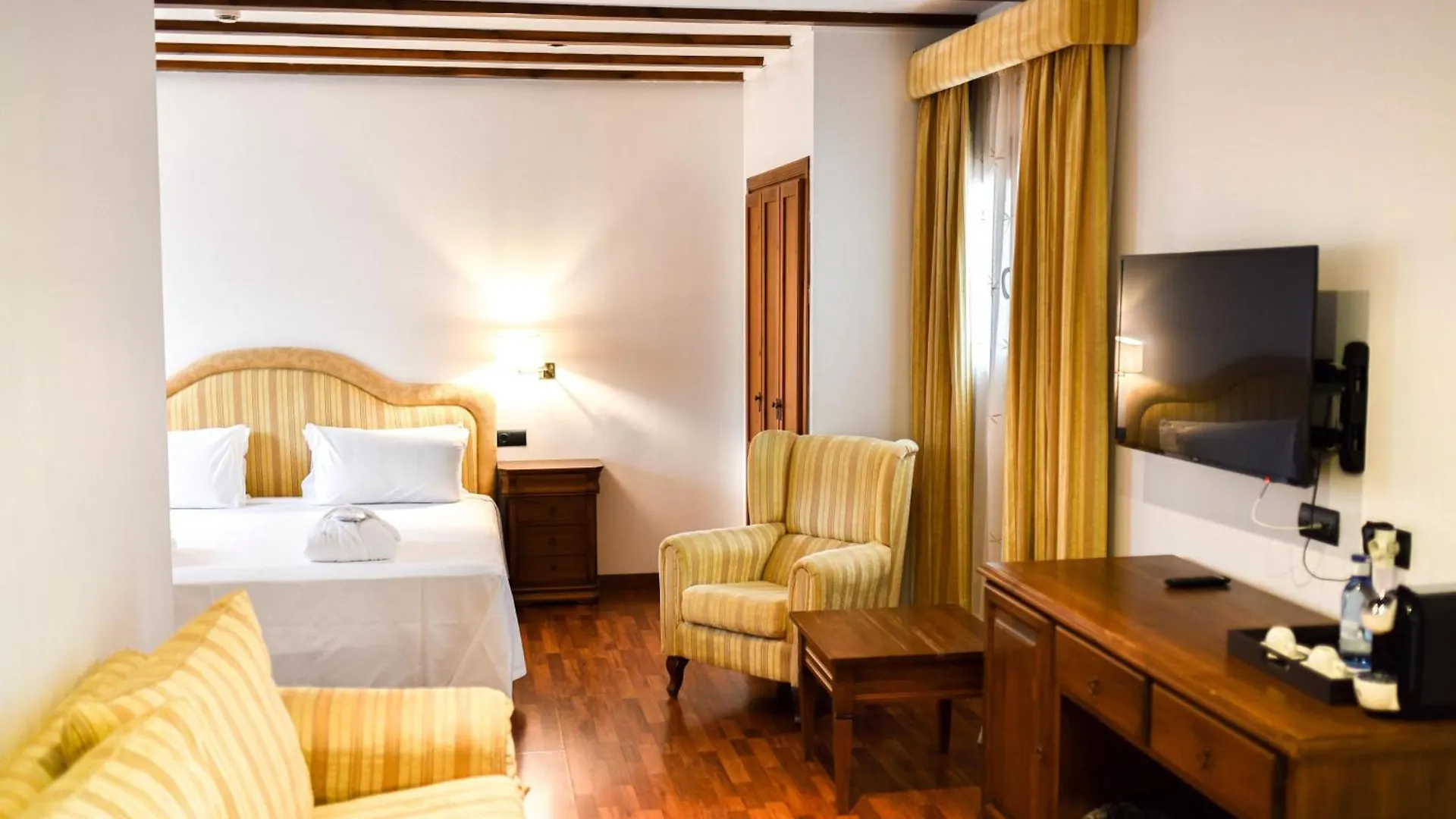 Alegria Bodega Real Hotel El Puerto de Santa María